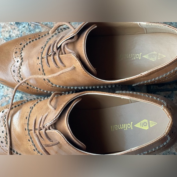 Vintage Inspired Leather Lace-Up Oxford Wingtip Platform Pumps With Rubber Sole - Picture 5 of 8